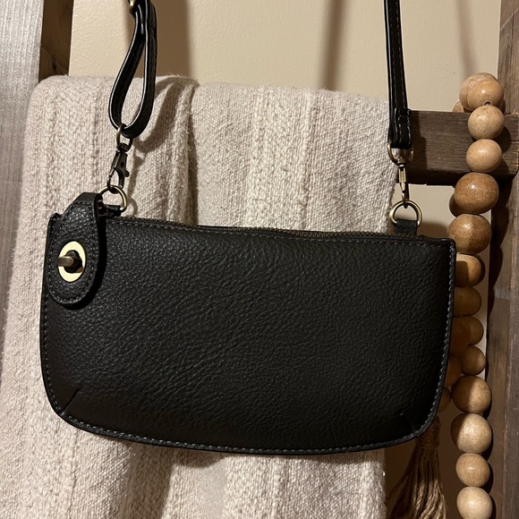 Joy Susan vegan Mini Crossbody Wristlet Clutch in shadow grey - Picture 6 of 11